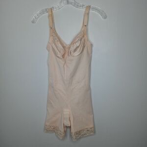 Smoothie beige shapewear size 34C